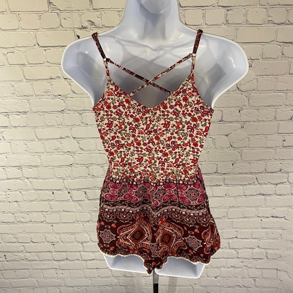 Hollister Paisley Pink Sleeveless Romper Side Zip - Picture 5 of 8